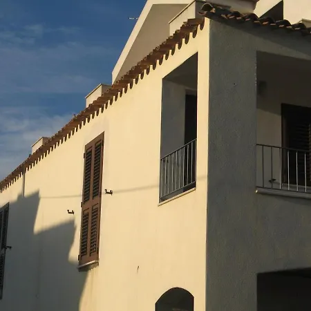 Domo Peonia Apartment Orosei